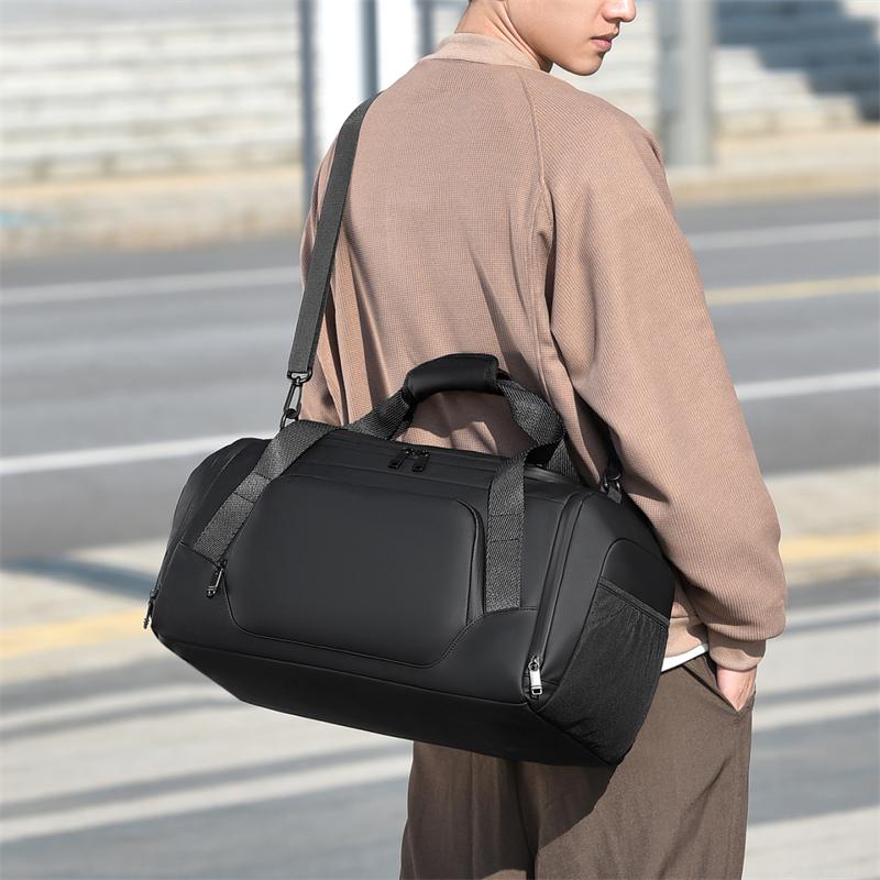 Fitness Bag Men's Large Capacity Travel Bag Shoulder Crossbody Bag