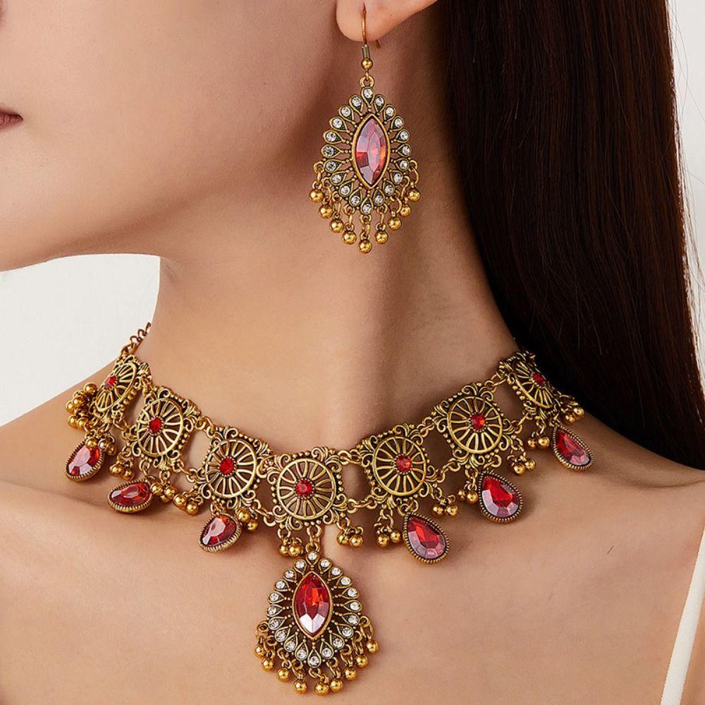 Rhinestone Inlaid Necklace Earrings Set Water Drop Pendant Women Jewelry Set Bridal