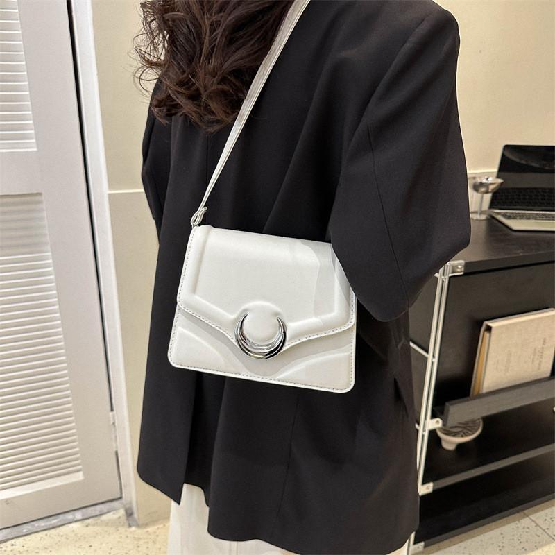 Trendy Women's Shoulder Bag 2023 Fashionable Pu Square Crossbody Bag For Summer