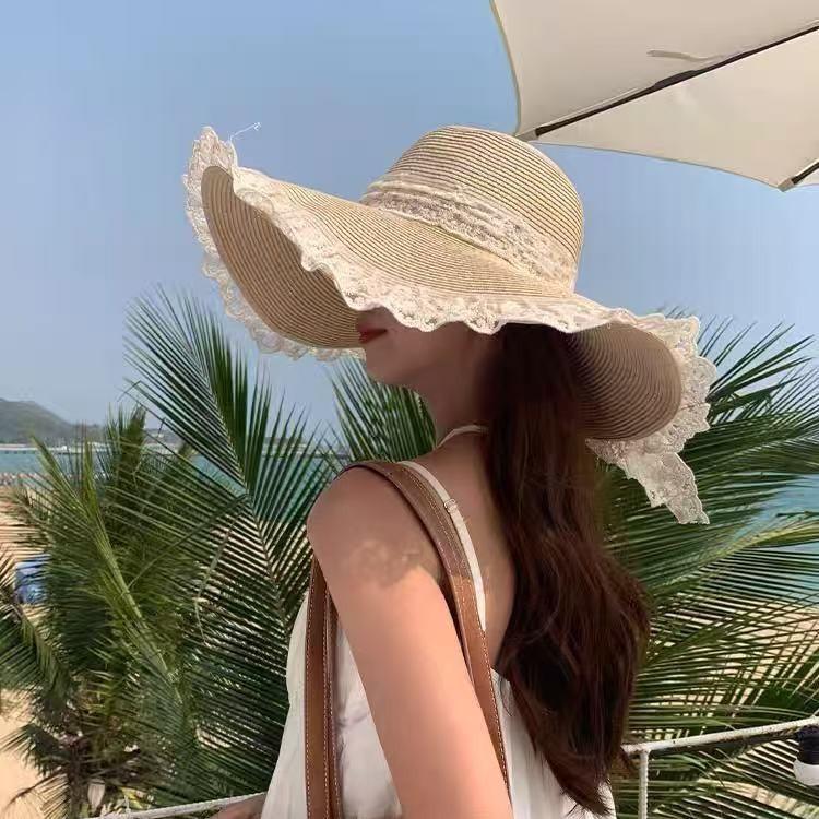 Women's Large Brimmed Lace Bow Grass Sun Hat Fresh Versatile Beach Hat for Summer Outings And Vacations by the Seaside