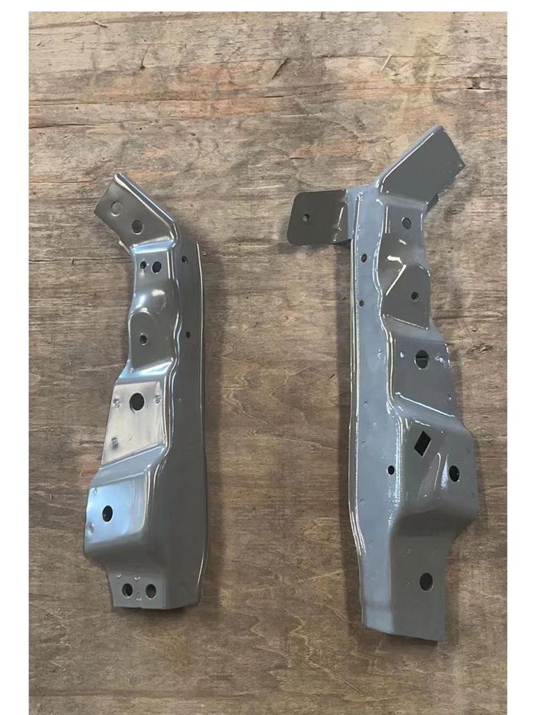 SAIC Maxus G10 Thickened Iron Headlight Frame Upper Crossbeam
