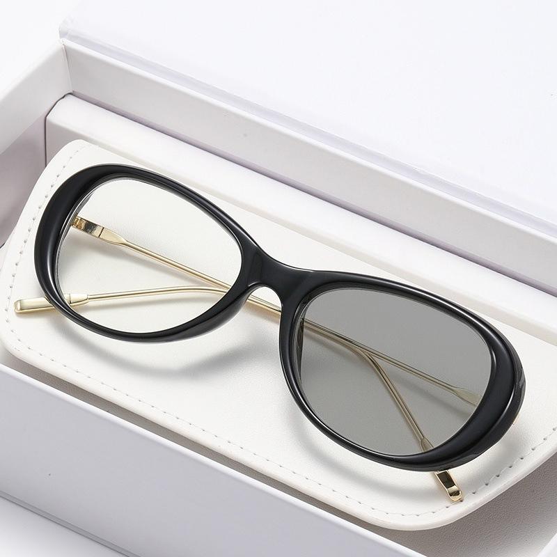 Fashion Design Round Frame Photochromic Myopia Glasses Women Anti Blue Light Color Changing Ner Sight Eyeglasses Minus Sight