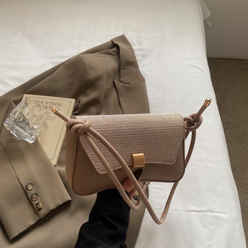 Underarm bag 2025 new trendy fashion commuter bag solid color shoulder messenger bag high-end niche handbag