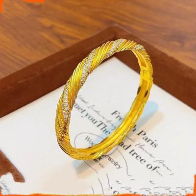 Twist Buckle Bracelet for Women, Baby's Breath Bracelet, Light Luxury and High-end Feel