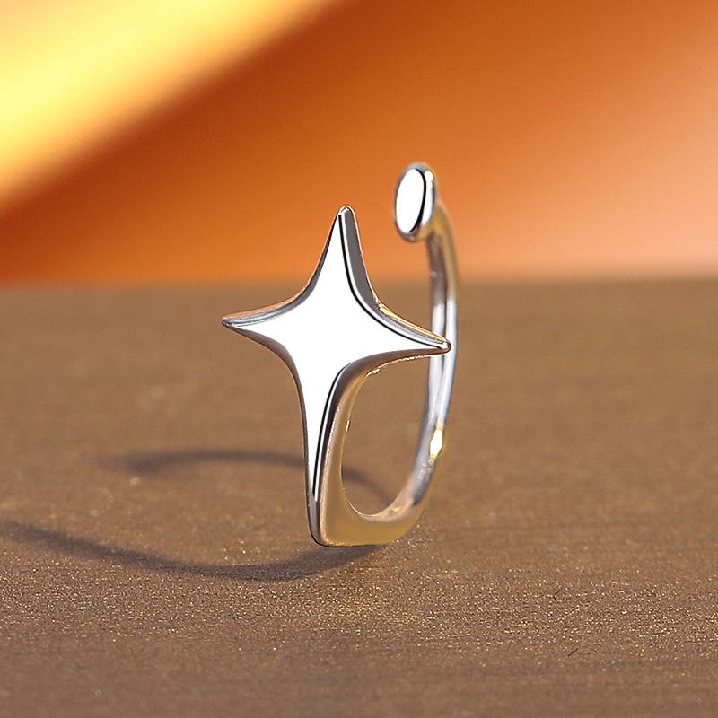 Autumn And Winter Ear Clips, Women S No Ear Piercings, Ear Bone Clips, Niche Simple Plain Ring Earrings, High-End Star Earrings.