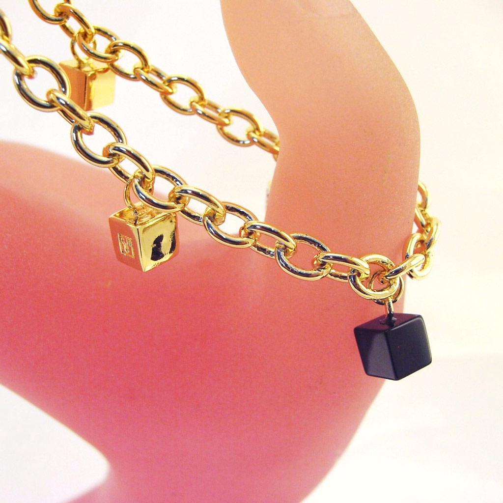 Les Trésors De Lily [E7595] - Bracelet Plaqué Or 'Jeu de Dés ' Noir Doré