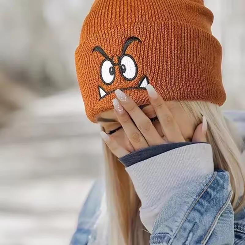 Angry Expression Embroidered Knitted Hat, Warm Woolen Hat for Men's and Women's Outdoor Sports Events in Autumn and Winter