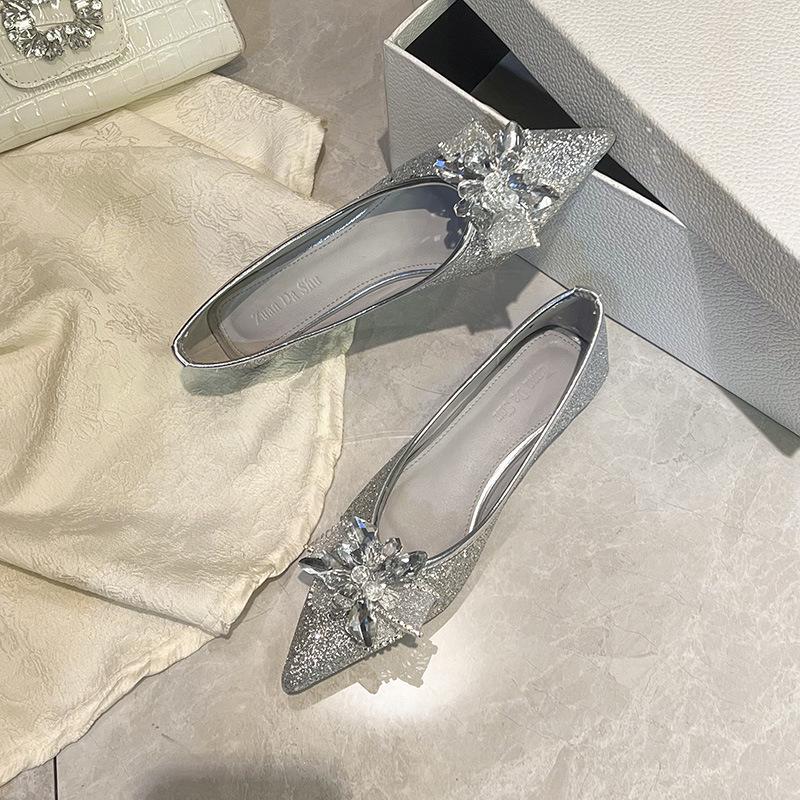 Elegant Women's Pointed Toe Wedding Shoes with Crystal Bow, Plus Size 41-43 Bridal Heels, 2026 New Versatile Style