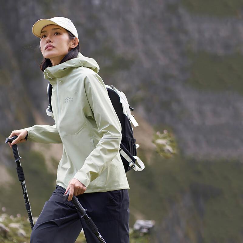 CAMEL Women s Outdoor Hard Shell Stormproof Jacket M