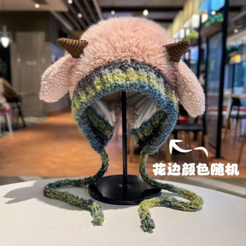 Korean style cute woolen hat for women, warm knitted hat with straps and ear flaps, popular outdoor beanie for autumn and winter.