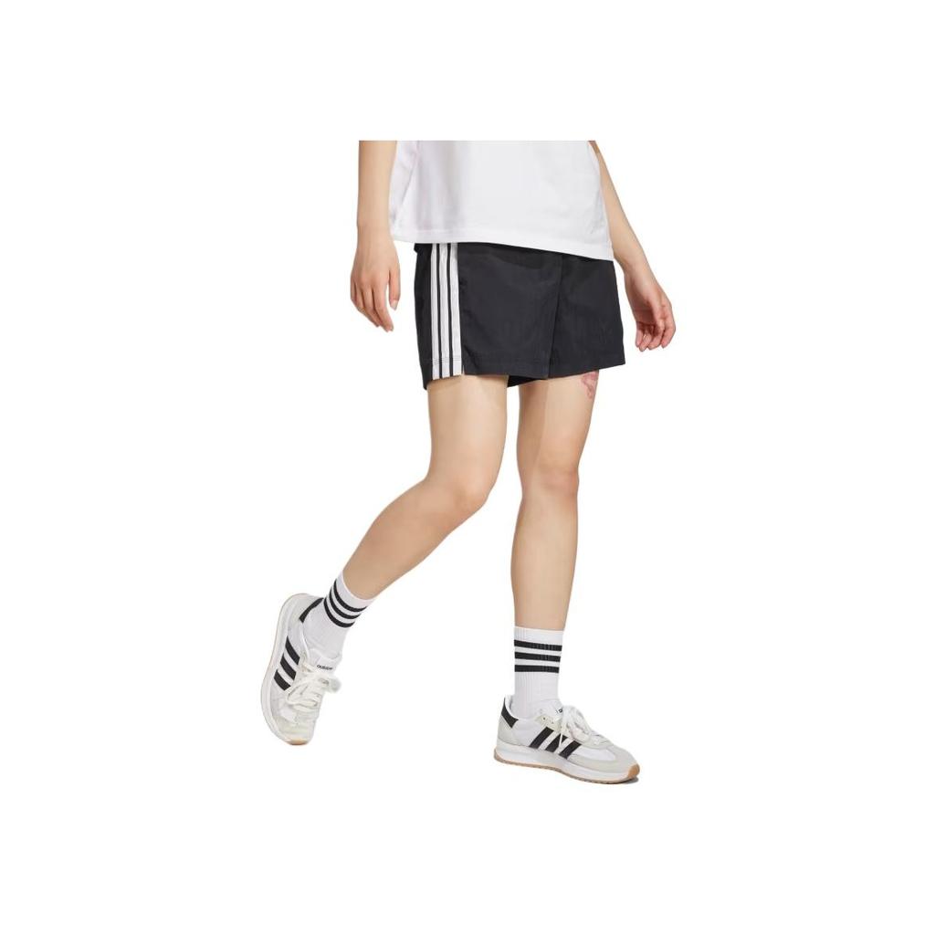 adidas Essentials 3-Strisce Lifestyle Larghi Vita Alta Tre Quarti Pantaloncini Casual Donna Pantaloncini Nero Bianco JE1309