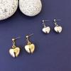 [Satchi] BOLD HEART DROP E 2 COLOR Bold Heart Drop Earrings Gold Silver