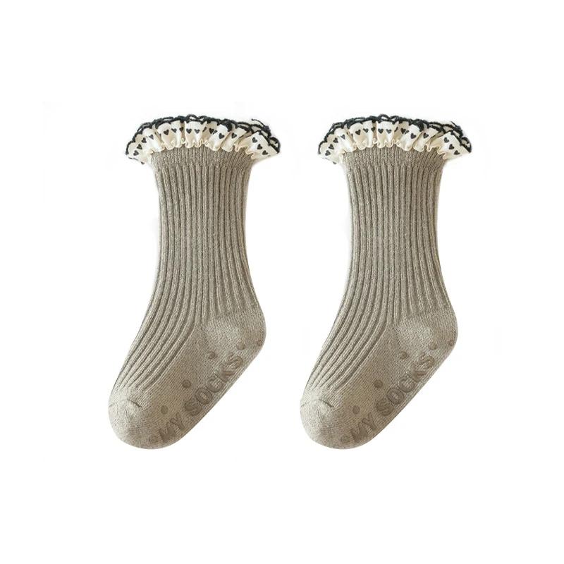 Herbst Baby Mädchen Socken Gekämmte Baumwolle Herz Spitze Prinzessin Socke Neugeborenen Anti-Rutsch Boden Socken Kleinkind Infant Zubehör 0-3Y
