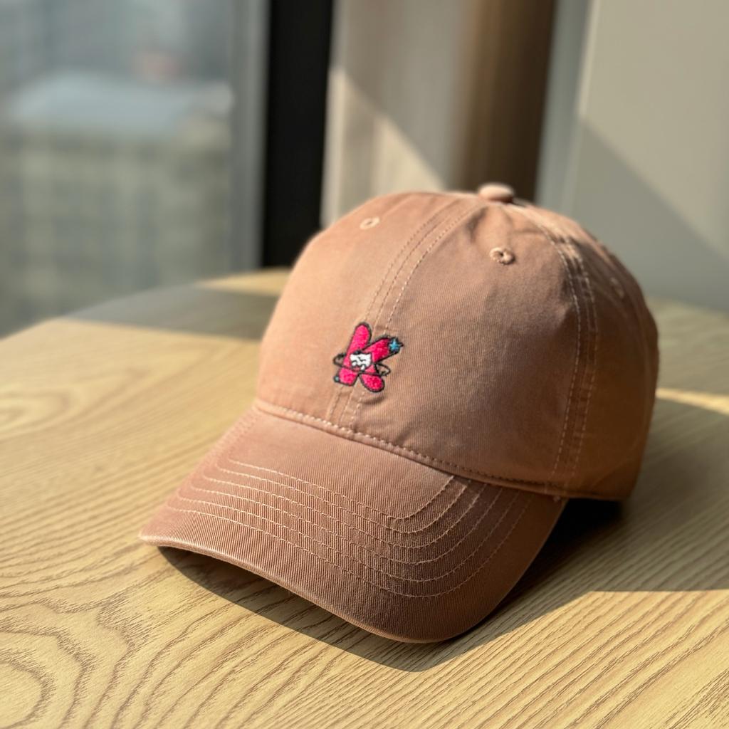 Koreanischer Stil Frühling und Sommer Weiches Oberteil Buchstabendruck K Bestickte Baseballkappe für Herren, Trendiger Outdoor-Sport Sonnenschutz, Gesichtsformend Lässig