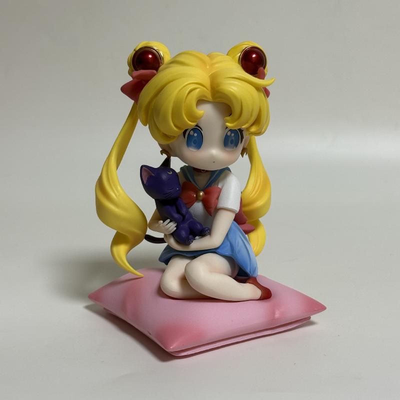 

New Style Sitting Sailor Moon Usagi Tsukino Gk Statue Anime Collectible Figure Kawaii Desktop Decor Car Ornament Fans Gift Q Poseable Articulated NO BOX
