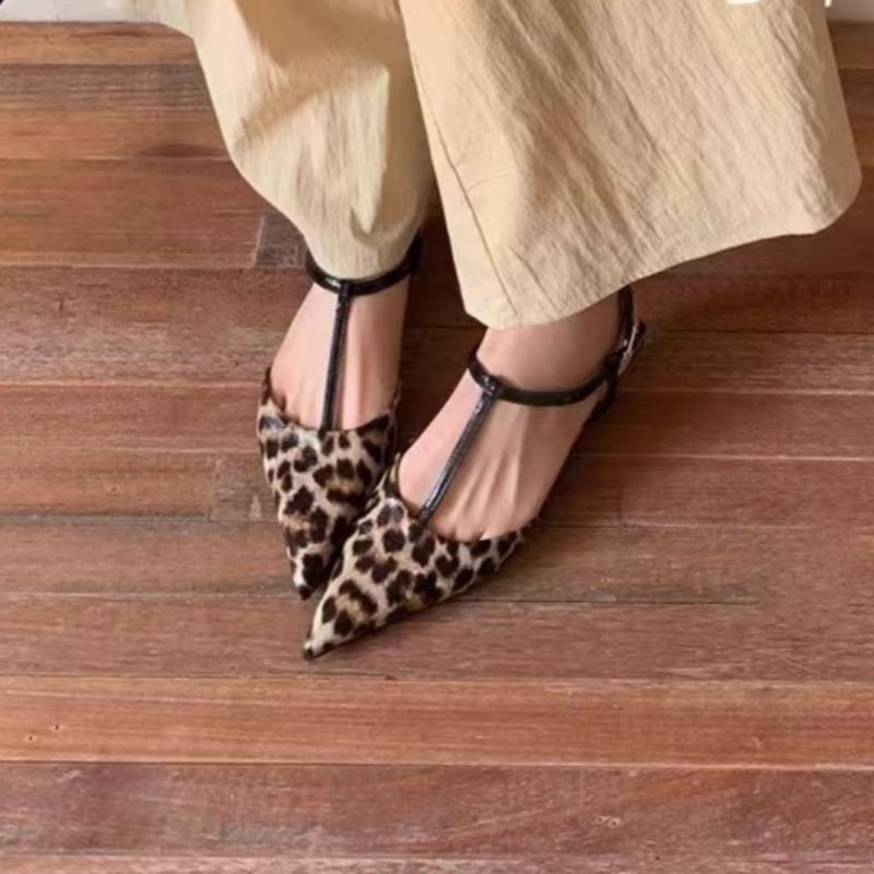 Fashion Baotou Low Heel Shoes Pointed Shallow Mouth Leopard Print Shallow Mouth Metal Buckle Soft Sole Non-slip Wear-resistant Sandals