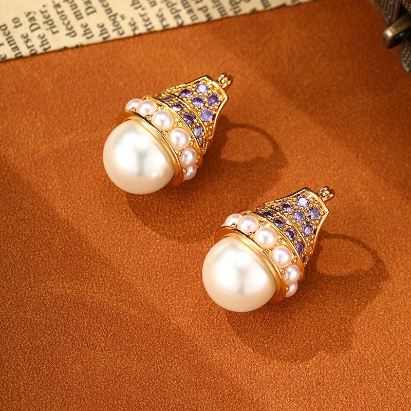 SUYU Klassische Mikro-Inlay Zirkon Kronenform Simulationsperlen-Ohrringe Für Damen Leichter Luxus Design Ohrringe Modeschmuck