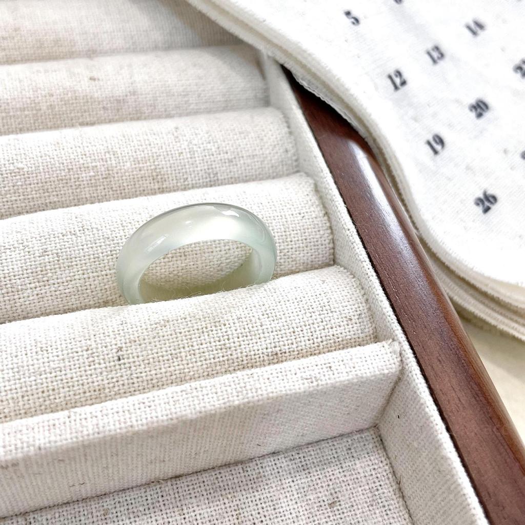 Exquisite Bamboo Design Green Chalcedony Ring: Elegant White & Cool Tones for Women