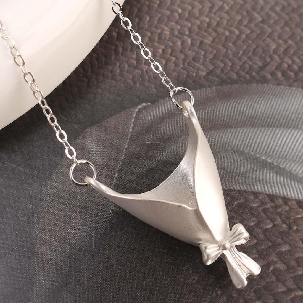 Korean Sweet Silver Flower Bouquet Necklace for Women Floral Arrangement Wearable Bouquet Container Necklaces Party Accessories