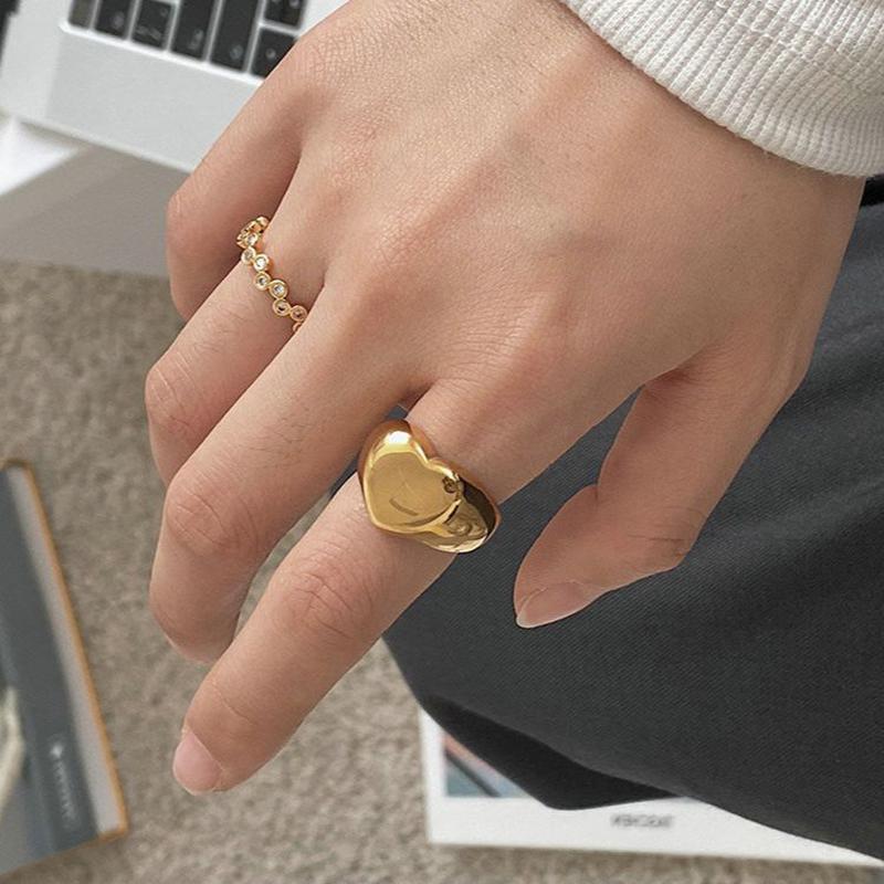 MamacitaSlay 316L Stainless Steel Chunky Heart Ring 18K Gold Plated Waterproof Statement Jewelry For Women Everyday Wear Gift