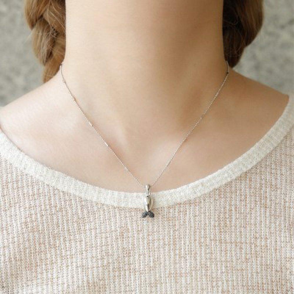 J.Lauren Italian Fish Lapis Lazuli Silver Pendant Necklace N01133