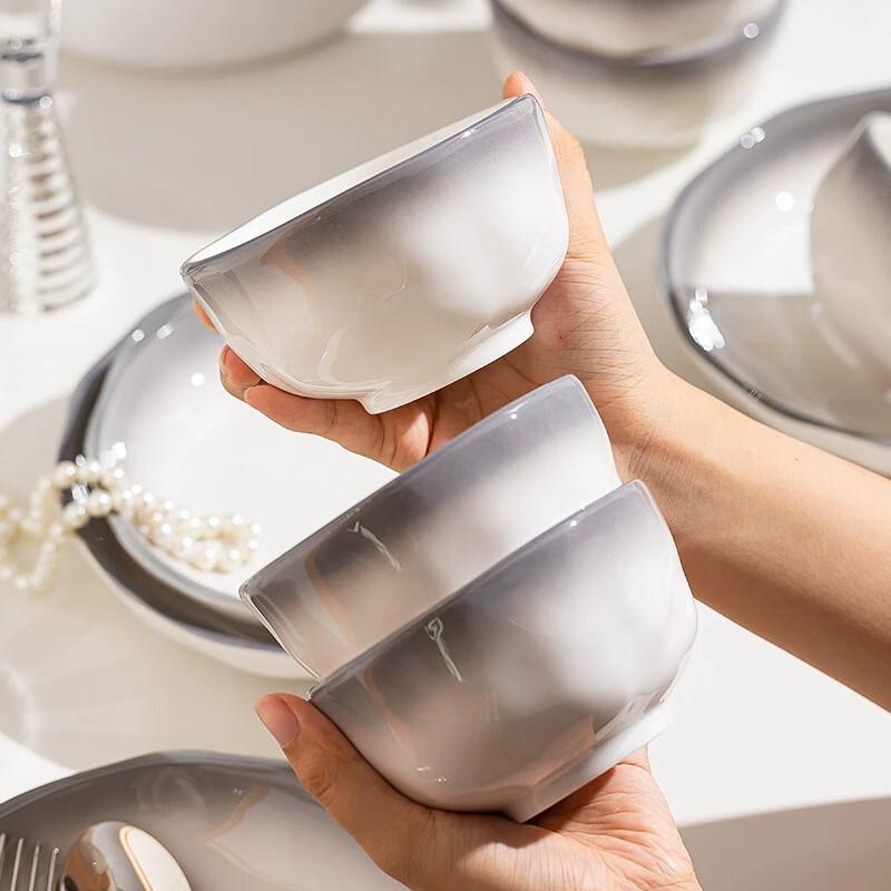 Abay Ceramic Dinnerware Set