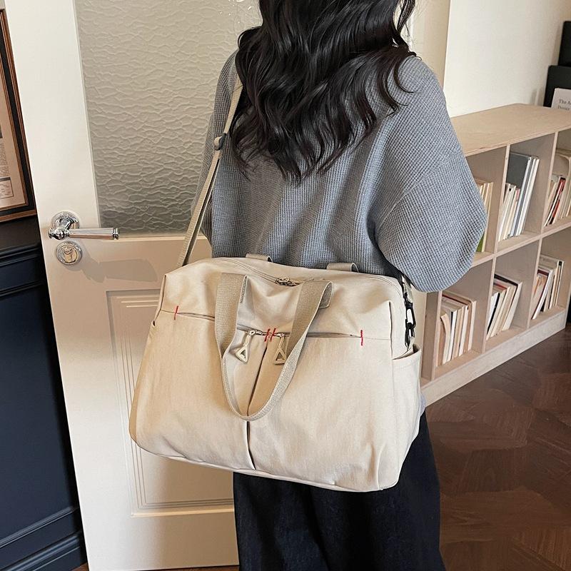 Large Capacity Fitness Bag Multi-Pocket Commuter Shoulder Crossbody Bag Short Travel Duffel Bag