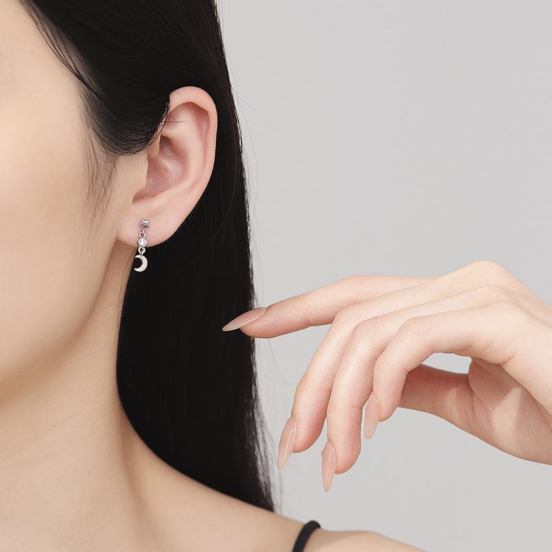 Unique Earrings Women'S Fashion Versatile Exquisite Asymmetrical Star And Moon Earrings High-End Zircon Earrings