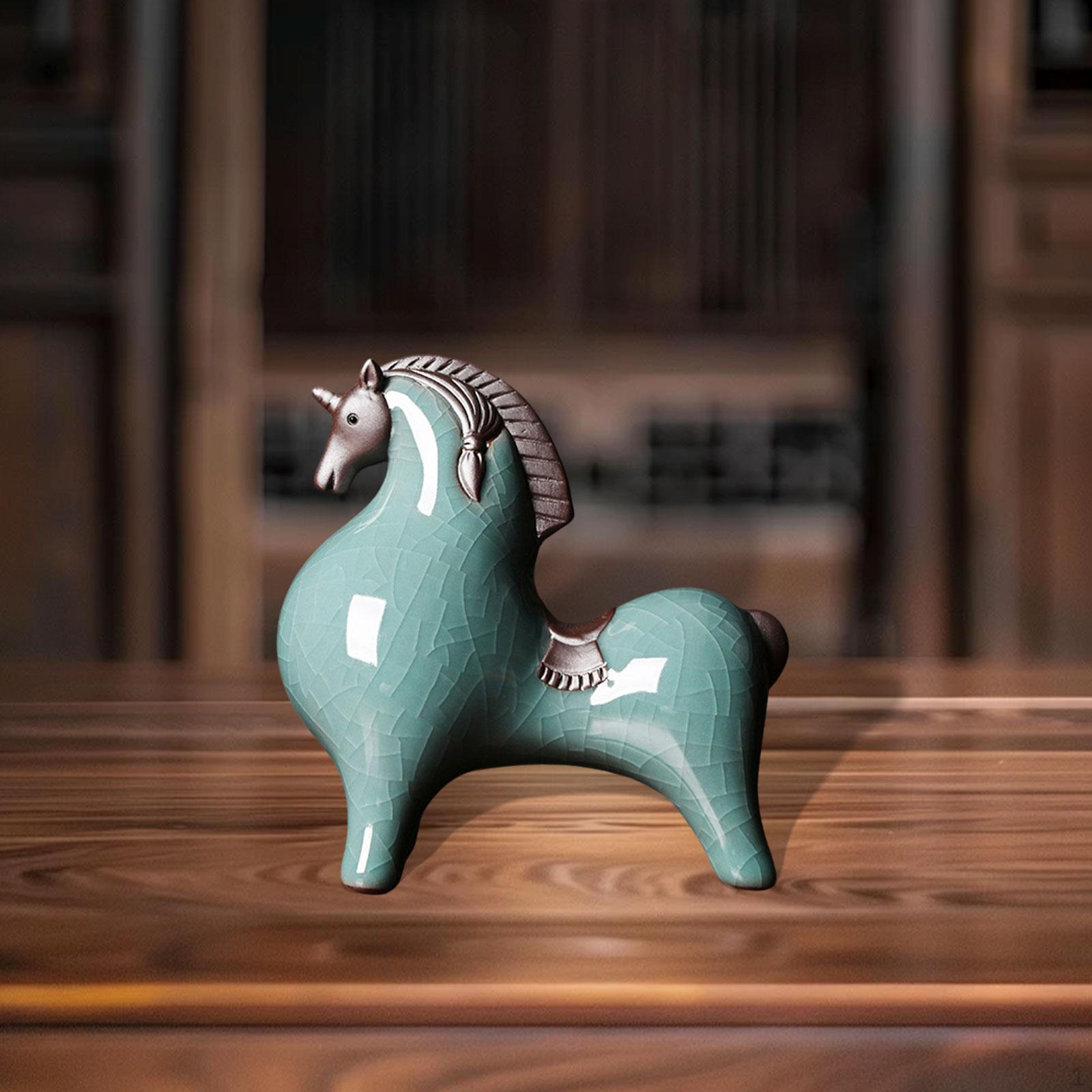 

Керамическая статуэтка лошади, настольный акцент для дома и офиса 10.5cmx5.5cmx11cm