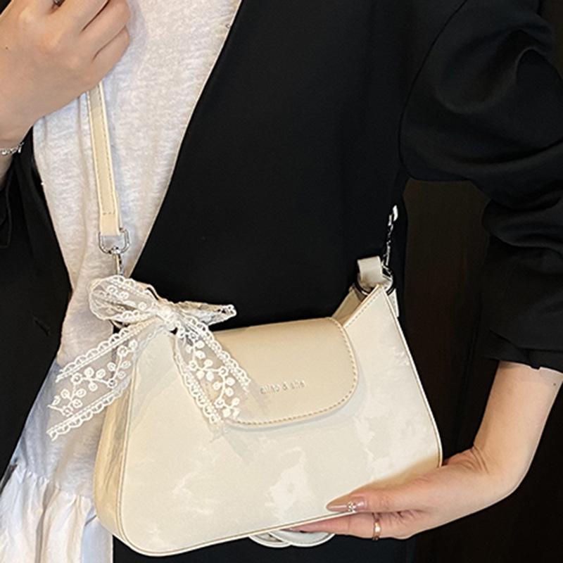 Summer Fashion Underarm Bag Women's New Trend Small Square Bag Niche High Value Chain Shoulder Bag