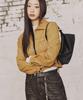 Milk Wave Velvet Pierce Tail Shoulder Bag [Black]