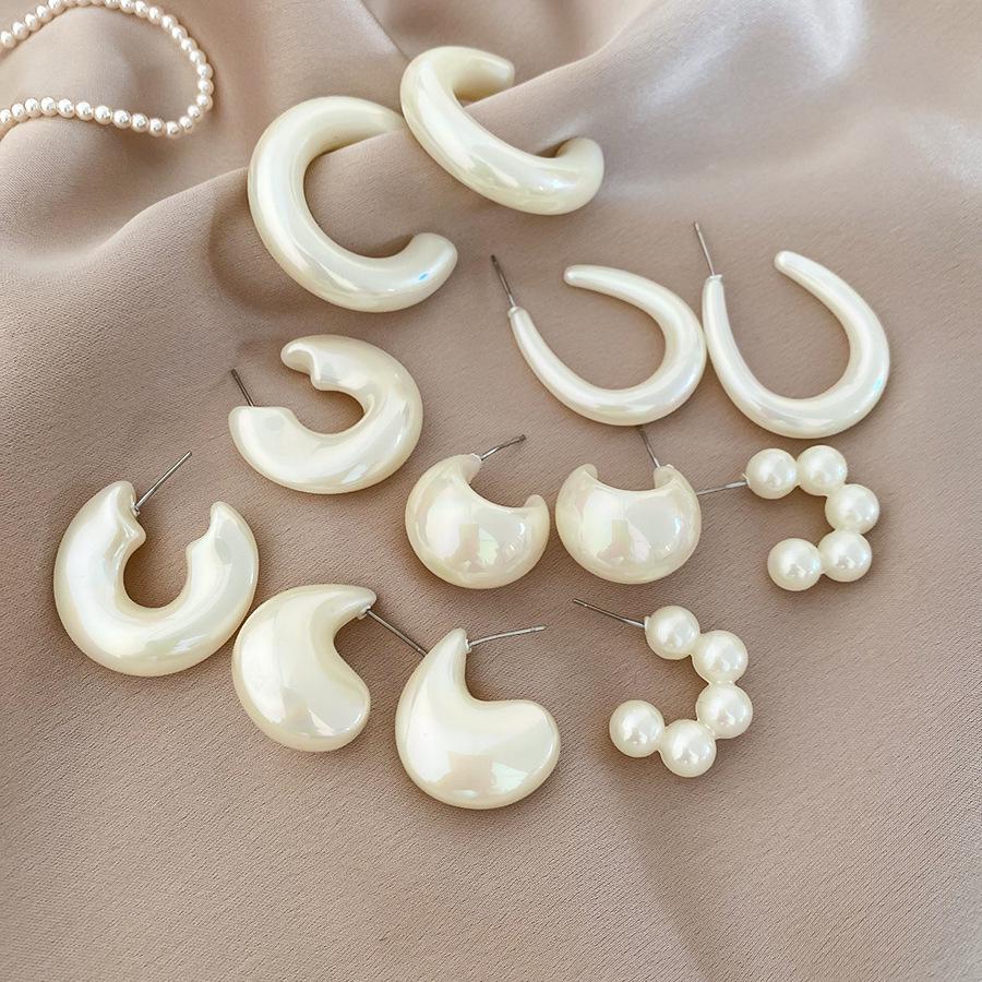 Набор серебристых акриловых геометрических серег-гвоздиков - Элегантная и универсальная коллекция из 12 штук