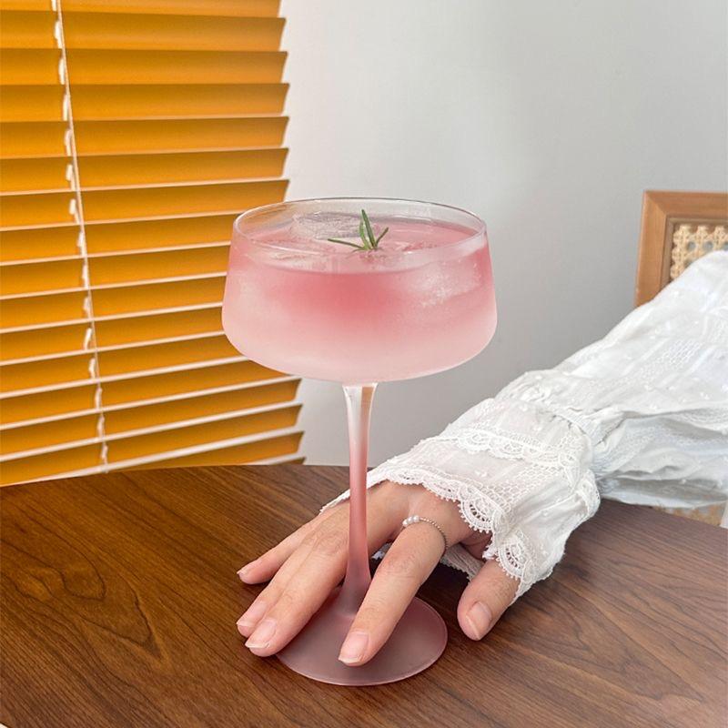 Bicchiere da Cocktail Rosa Francese, Elegante Bicchiere da Martini ad Alto Gambo, Bicchieri Estetici per Vino e Bevande Miste