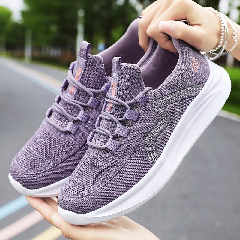 Shoes women's spring new fly-woven women's shoes casual versatile and comfortable mother shoes breathable sports women's casual shoes