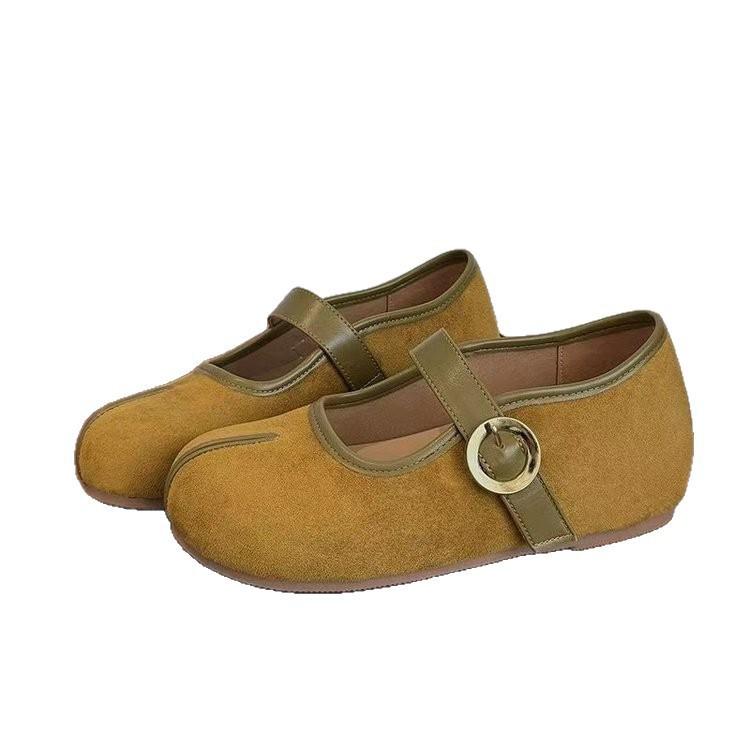 Retro Low-cut Women's Shoes - New Style with Soft Sole and Flat Bottom