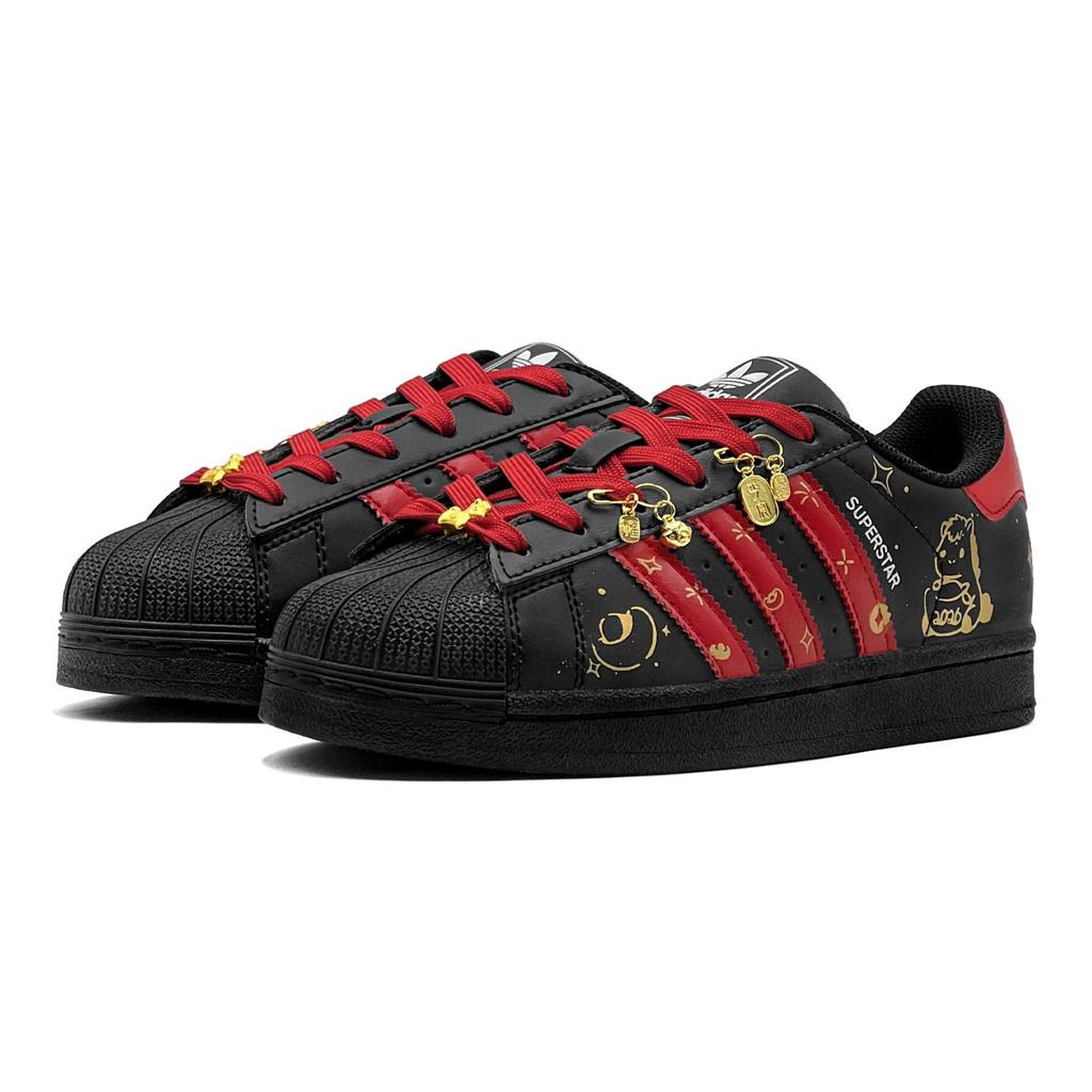 adidas Originals Superstar 2 Riqueza para Pareja Pony Edición de Año Nuevo Chino, Año del Caballo Zapatillas de Skate de caña baja JH9977(EquipoS2-S-CAJA)