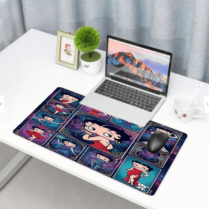 Betty Boop Print Mouse Pad, Anti‑Slip Desktop Keyboard Mat, for PC Laptop Gaming Working Daily Use, Cool Festival Surprise Gift