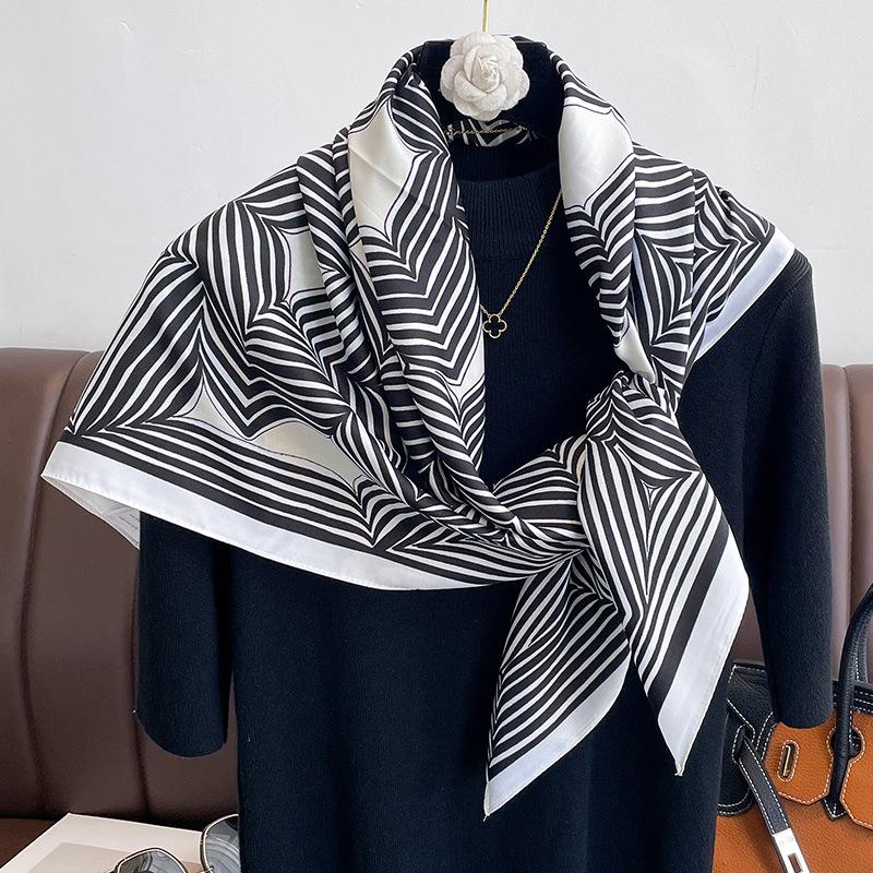 New Spring and Autumn Summer Big Scarf Scarf Scarf Scarf Silk Scarf for Women Age Reduction Versatile Fashion Neck Protection Professional Shawl Art