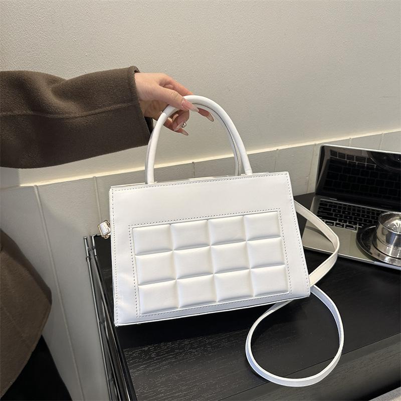 Bag Women'S Press Shell Design Crossbody Bag Texture Popular Women'S Bag Shoulder Bag Foreign Style Fashion Handbag