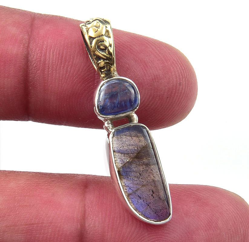 

Natural Labradorite, Kyanite 925 Solid Sterling Silver Gift Pendant 1.25 E9F21