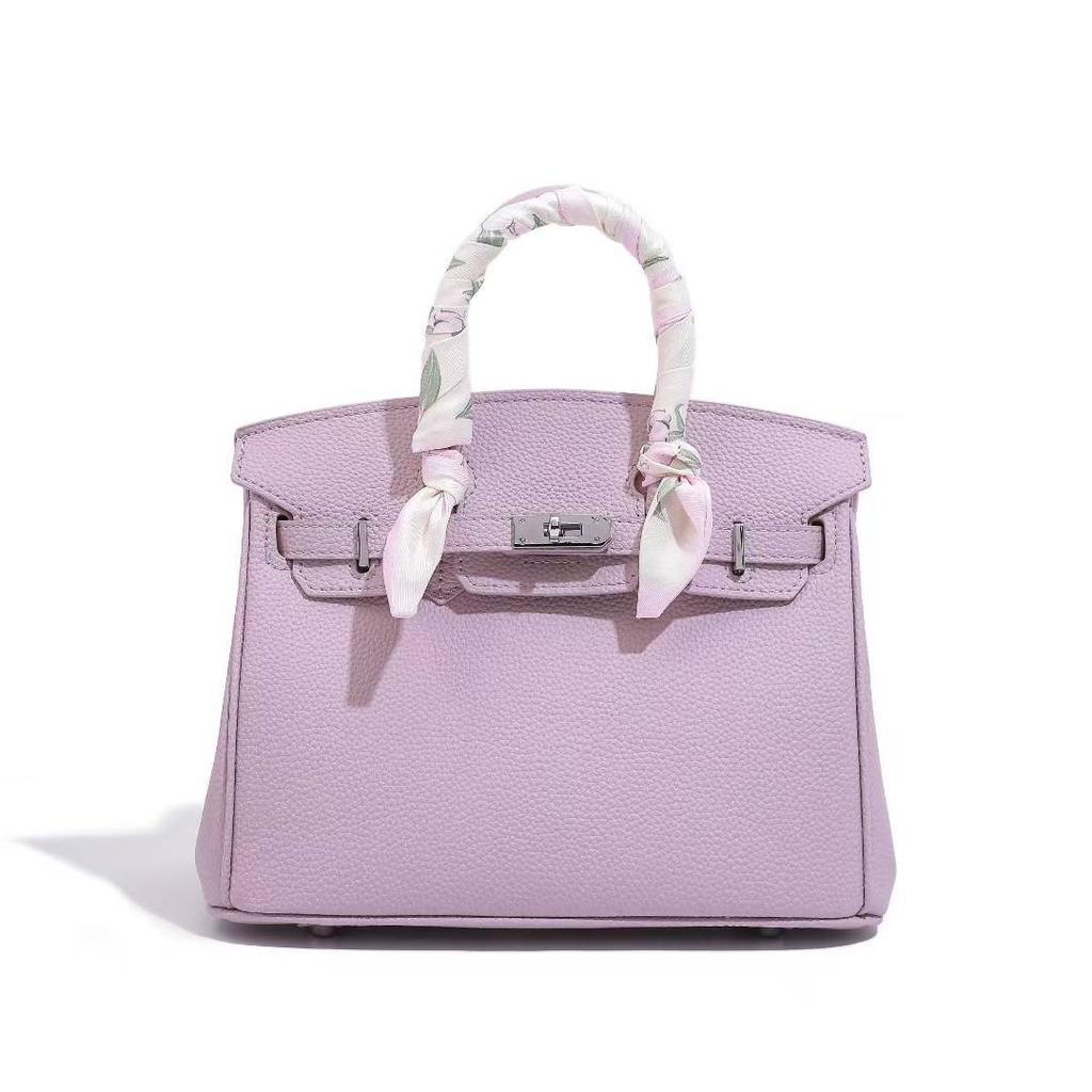 2026 Geantă Clasică Nouă din Platină Geantă cu Temperament Geantă de Umăr Crossbody pentru Femei Geantă pentru Femei Casual Portabilă Versatilă