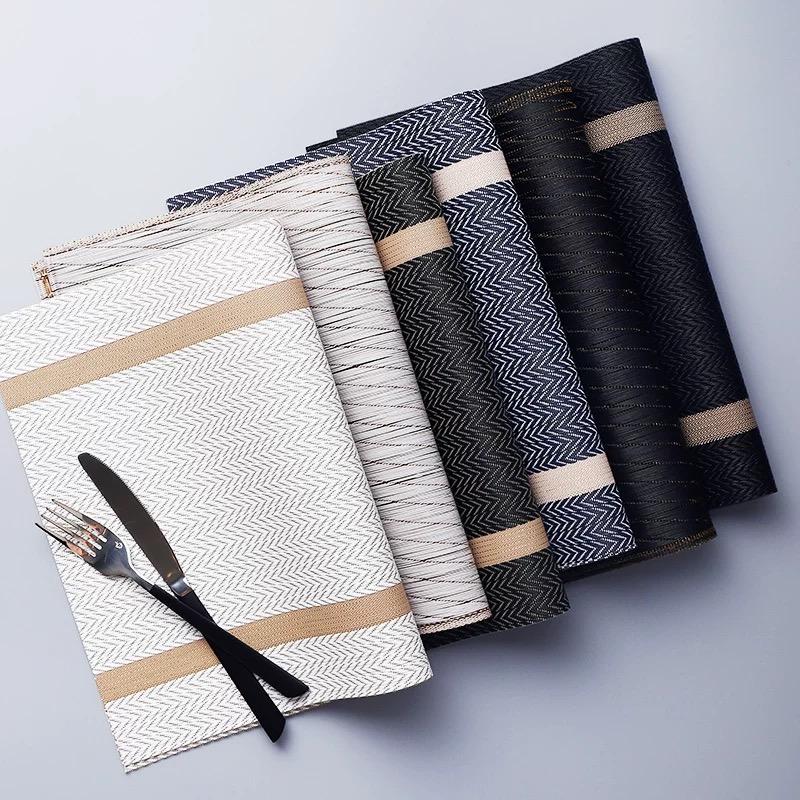Heat Insulating Square PVC Placemats Kitchen Anti Slip Waterproof Placemats Durable Exquisite Placemats Kitchen Accessories
