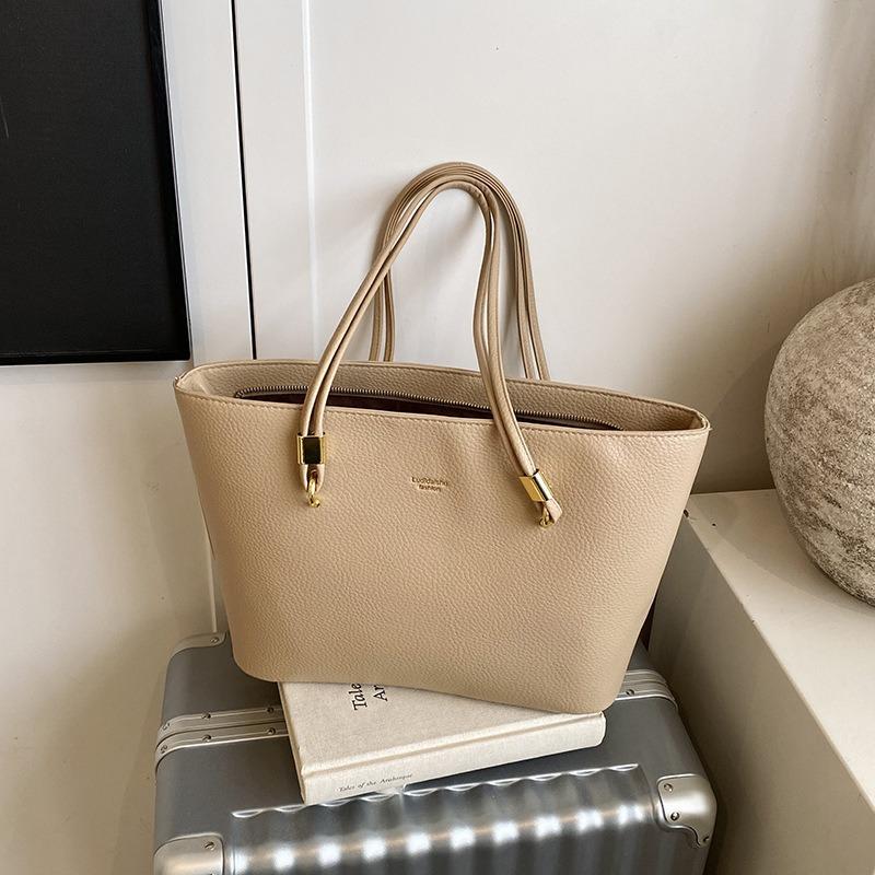 Retro simple handbag large capacity casual versatile texture tote bag niche versatile underarm shoulder bag