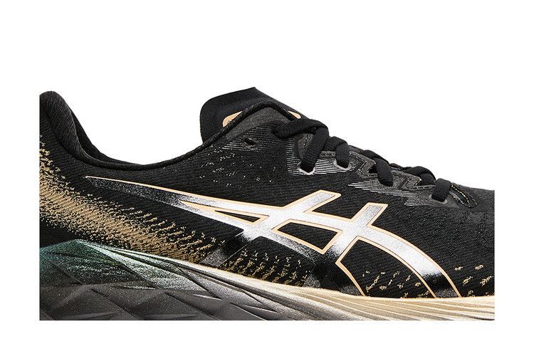 Asics Novablast 4 Platinum Black Champagne