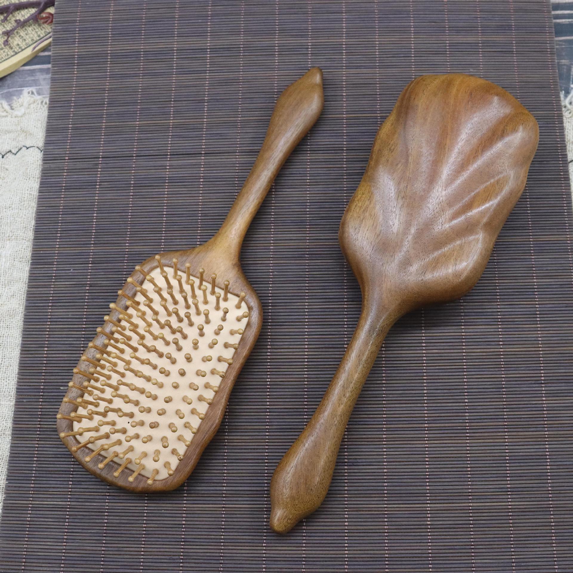 

Extra Large Sandalwood Cushion Brush for Smooth Hair & Scalp Massage