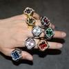 Anillo Reloj Real Exquisito de Moda para Mujeres Hombres Forma de Flor de Cuatro Hojas Incrustación Circonita Color Oro Plata Acero Inoxidable Punk