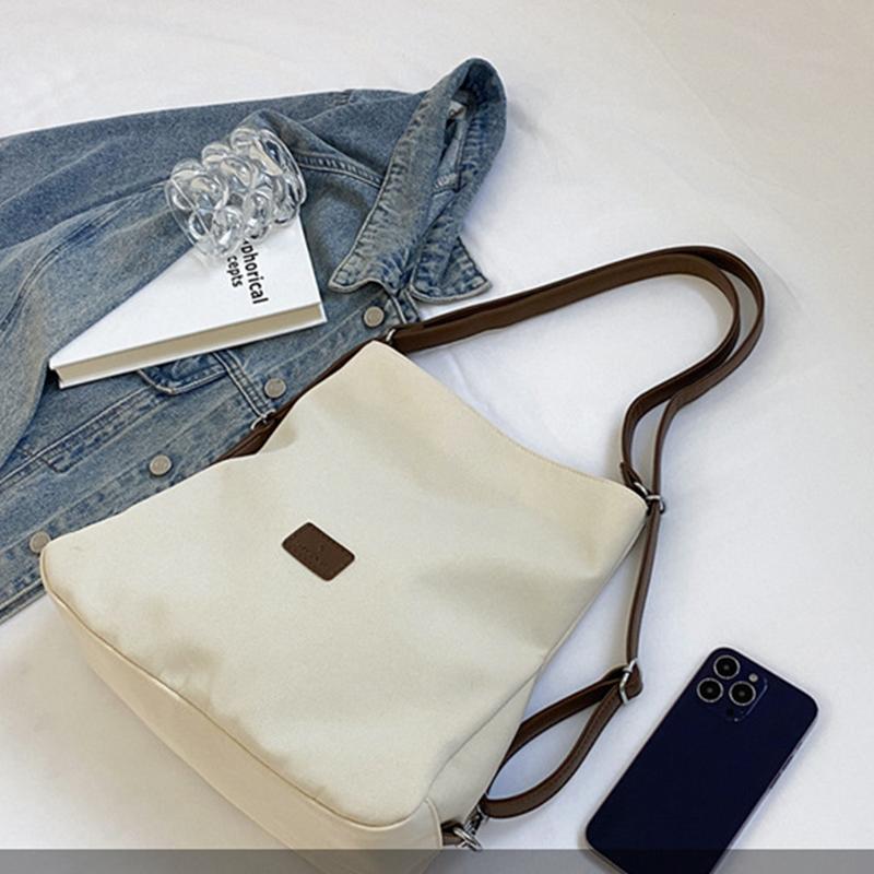 Kvinner Top-håndtak Skulder Crossbdoy Bag Luksus Håndvesker Designer Nylon Casual Tote Kvinnelig veske Uformell reiseryggsekk