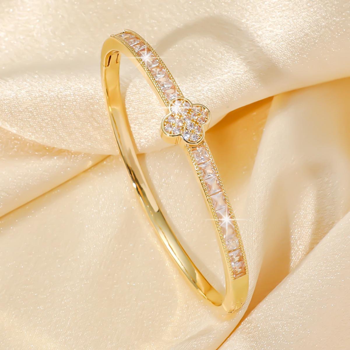 

Браслет женского дизайна в стиле легкой роскоши, модный, изысканный и простой, из меди с микроинкрустацией цирконами 17CM