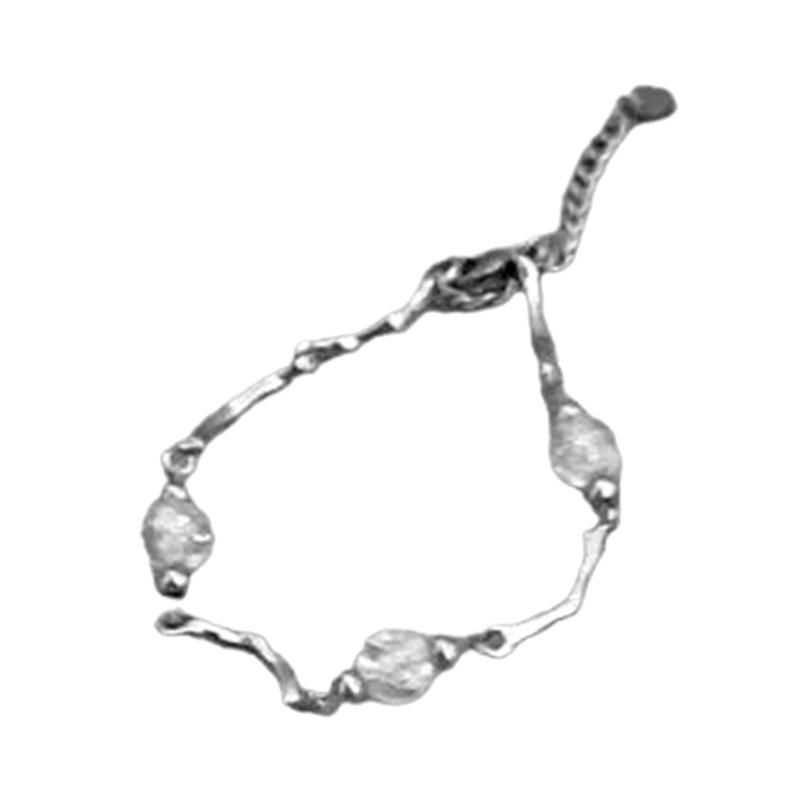 

Versatile Snowflake Bead Necklace/Bracelet Delicate Handmade Jewelry Accessories for Stylish Women and Trendsetters