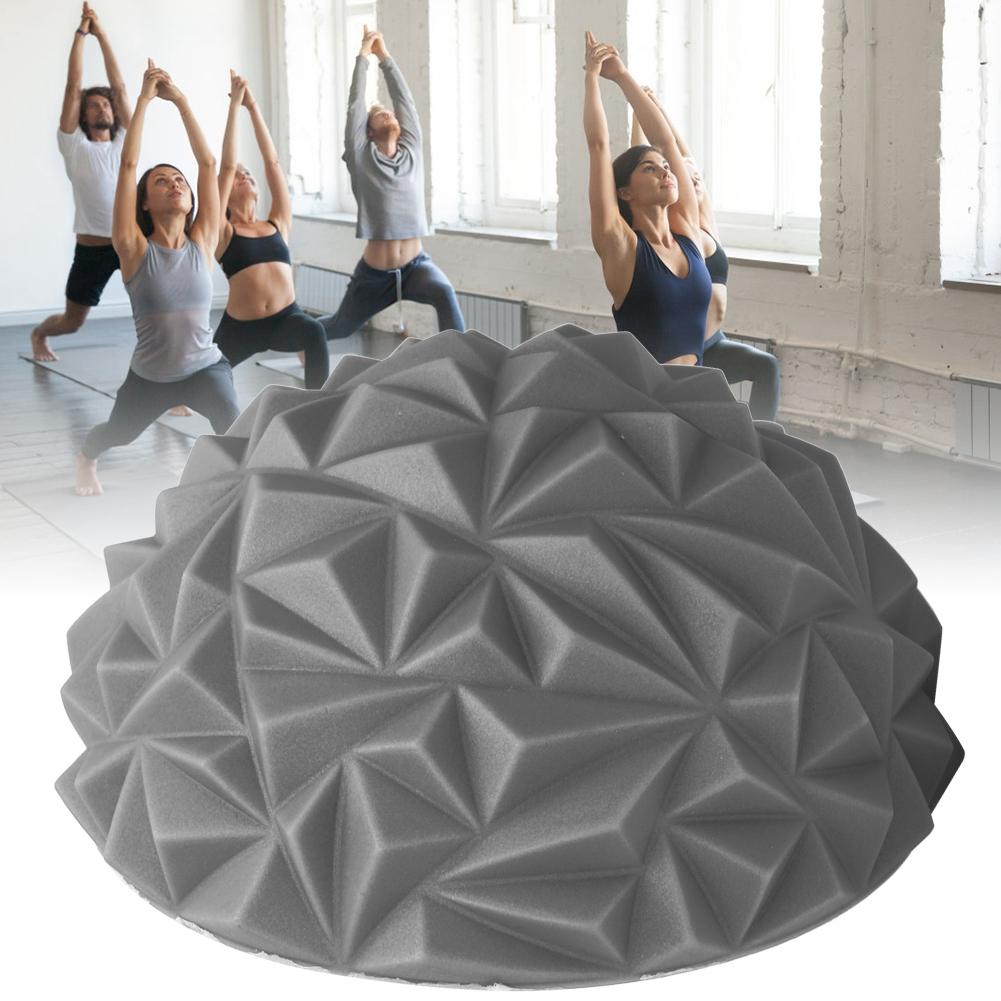 PVC Ball Stress Relief Yoga Massager Semicircle Foot Massage Balls Muscular Relaxationsilver